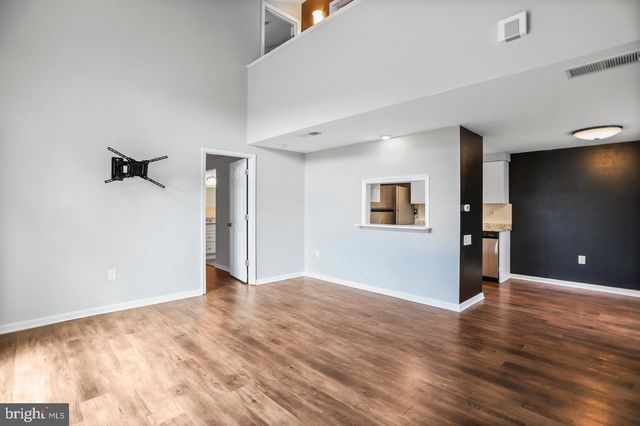 1523 KENSINGTON DR, Hagerstown, MD 21742