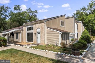 1523 KENSINGTON DR, Hagerstown, MD 21742