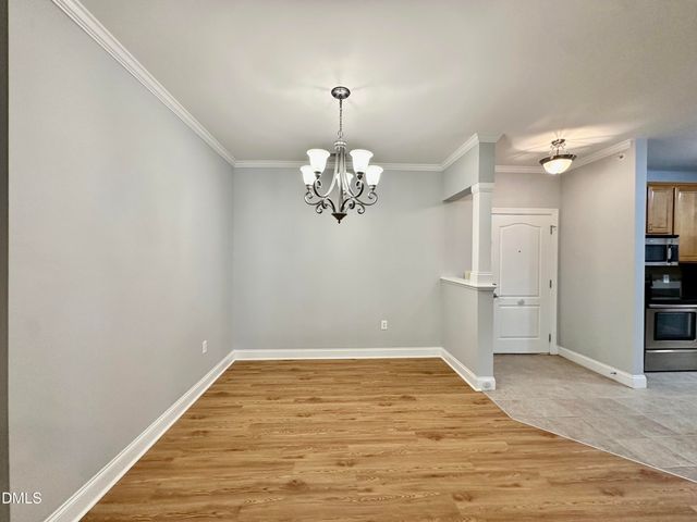 2810 Bedford Avenue 305, Raleigh, NC 27607