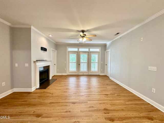 2810 Bedford Avenue 305, Raleigh, NC 27607