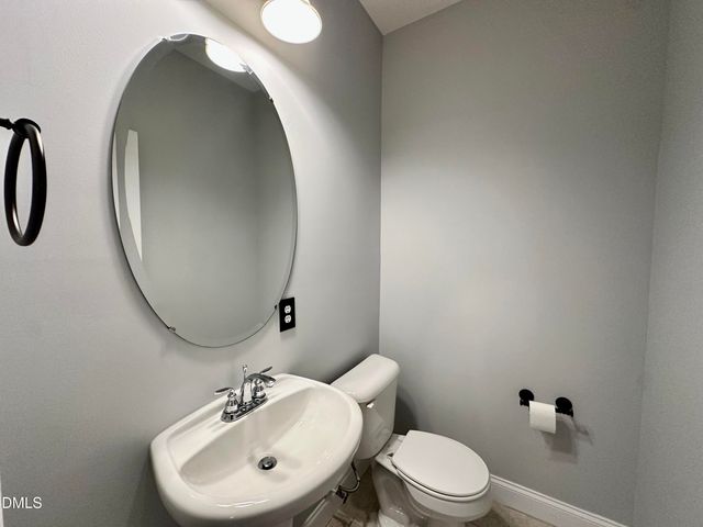 2810 Bedford Avenue 305, Raleigh, NC 27607