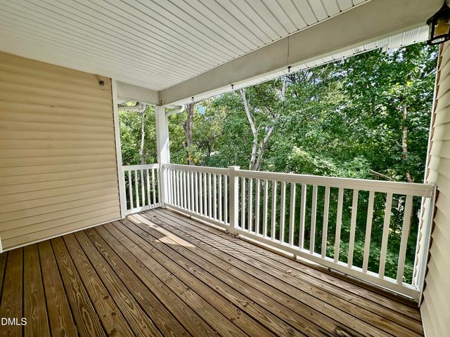 2810 Bedford Avenue 305, Raleigh, NC 27607