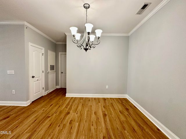 2810 Bedford Avenue 305, Raleigh, NC 27607