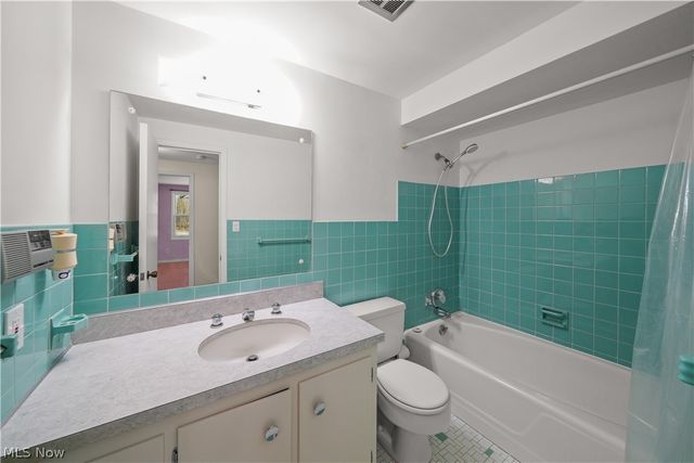 36470 Timberlane Drive, Solon, OH 44139