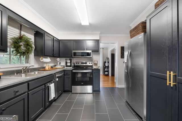 613 Grandview Drive, Griffin, GA 30224