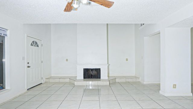 10920 Village Bend Lane 920, Houston, TX 77072