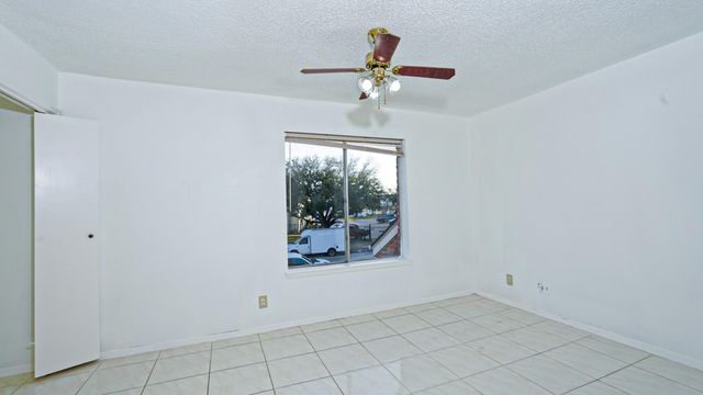 10920 Village Bend Lane 920, Houston, TX 77072