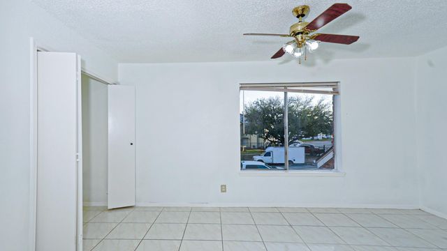 10920 Village Bend Lane 920, Houston, TX 77072