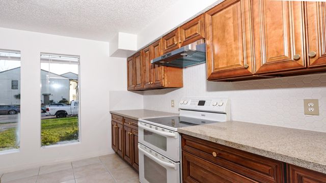 10920 Village Bend Lane 920, Houston, TX 77072