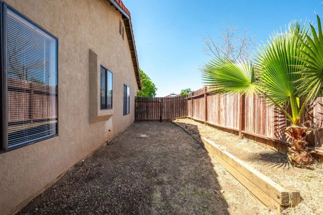 27635 Camino Claraboya, Menifee, CA 92585