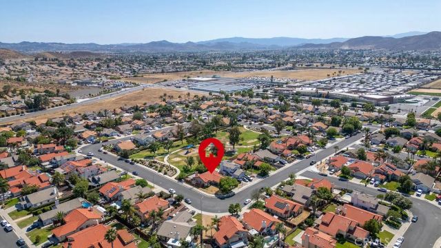 27635 Camino Claraboya, Menifee, CA 92585