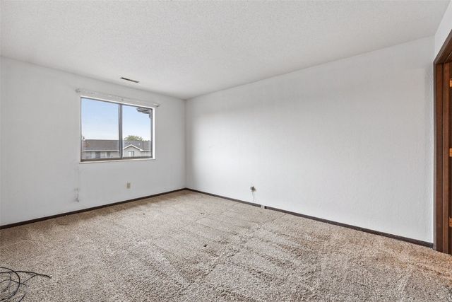 849 Kerry Lane SE 58, Cedar Rapids, IA 52403