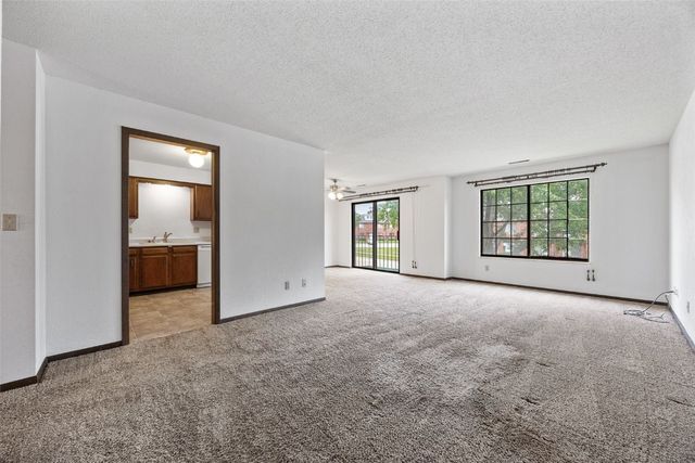 849 Kerry Lane SE 58, Cedar Rapids, IA 52403