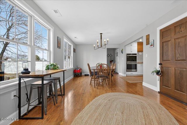 31 Dunham Street, Troy, NY 12180