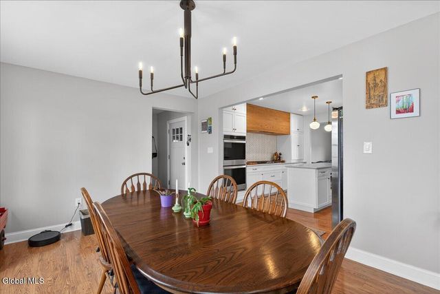 31 Dunham Street, Troy, NY 12180