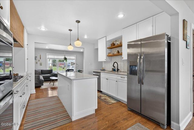 31 Dunham Street, Troy, NY 12180