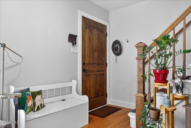 31 Dunham Street, Troy, NY 12180