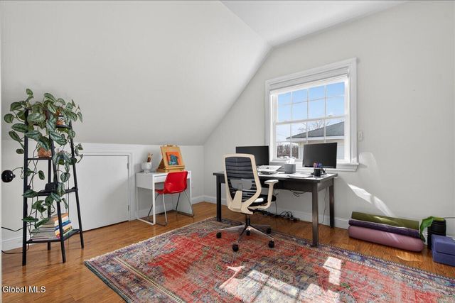 31 Dunham Street, Troy, NY 12180