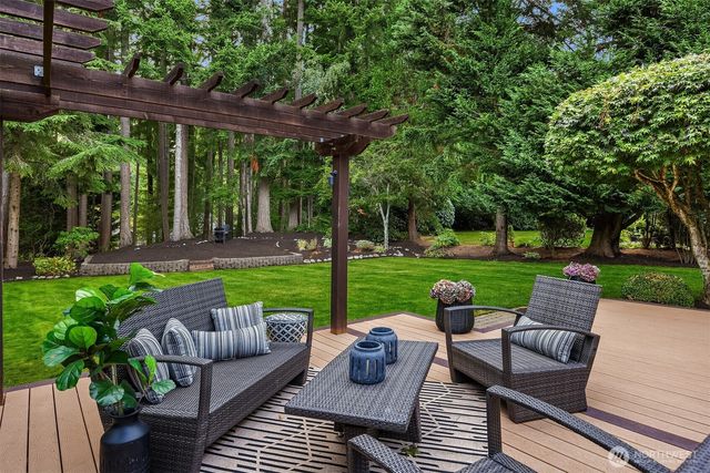 3335 258th Avenue SE, Sammamish, WA 98075