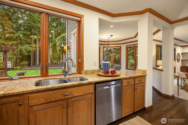3335 258th Avenue SE, Sammamish, WA 98075