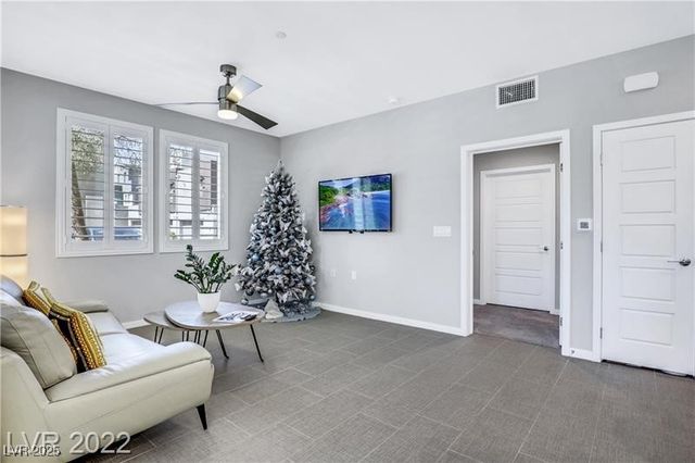 11257 Rainbow Peak Avenue 105, Las Vegas, NV 89135