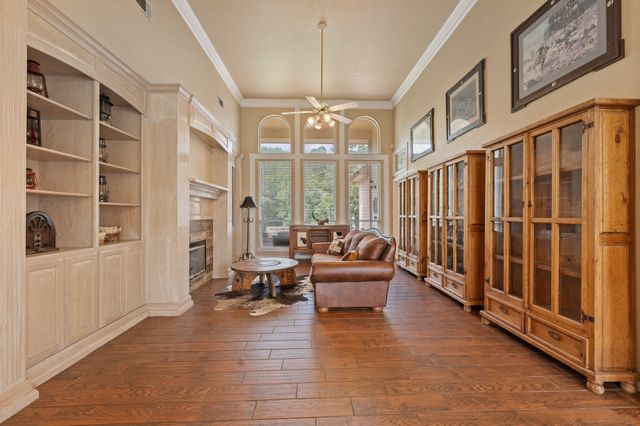 1701 W Lake Shore Drive, Alvarado, TX 76009