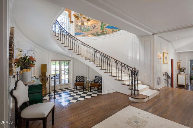 1220 Hillcrest Avenue, Pasadena, CA 91106