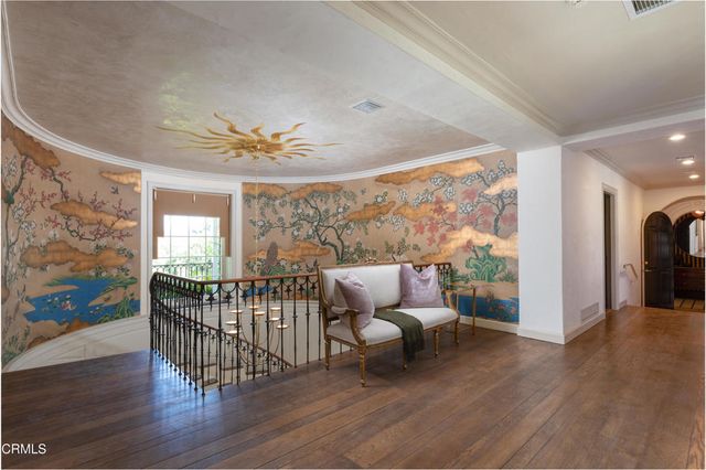 1220 Hillcrest Avenue, Pasadena, CA 91106