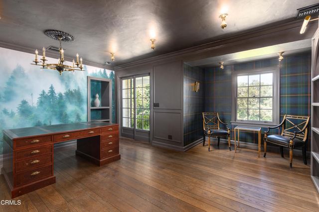 1220 Hillcrest Avenue, Pasadena, CA 91106