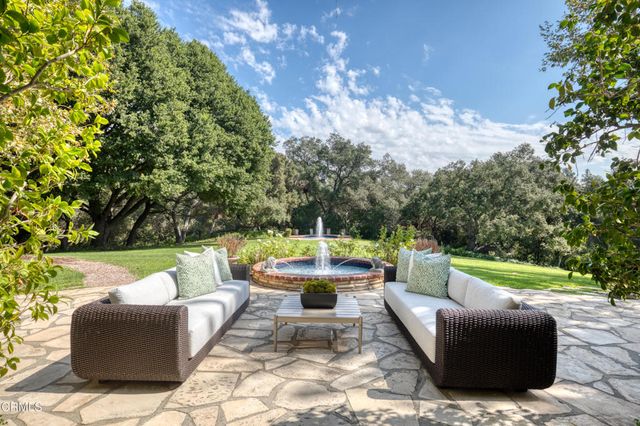 1220 Hillcrest Avenue, Pasadena, CA 91106
