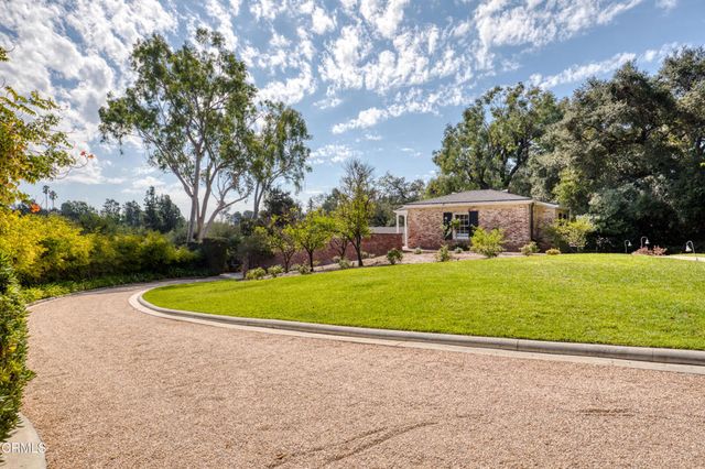 1220 Hillcrest Avenue, Pasadena, CA 91106