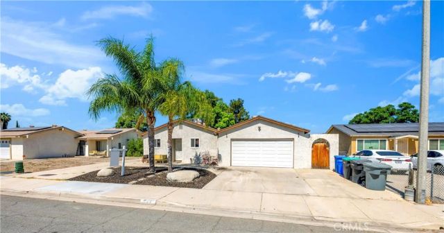 784 S Miramar, San Jacinto, CA 92583