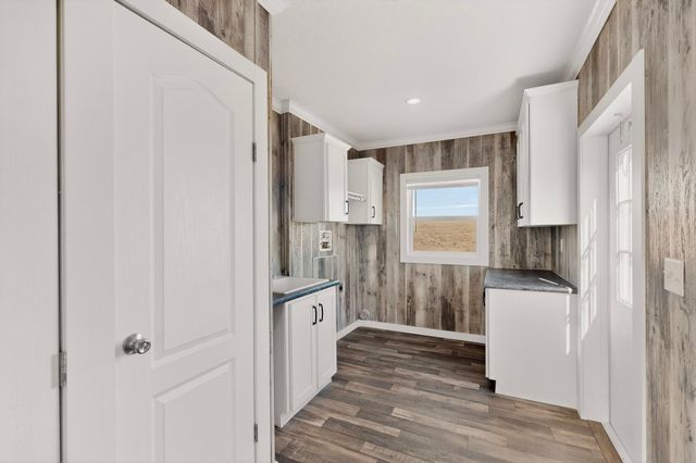 97 Cattle Loop, Moriarty, NM 87035