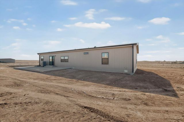 97 Cattle Loop, Moriarty, NM 87035