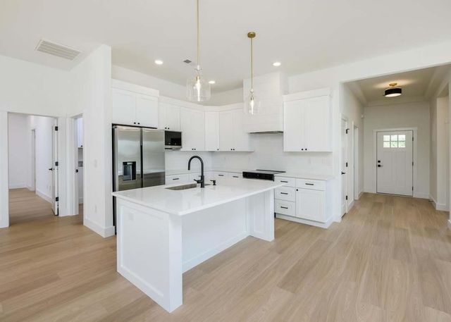 313 Tracy Court, Wellford, SC 29385