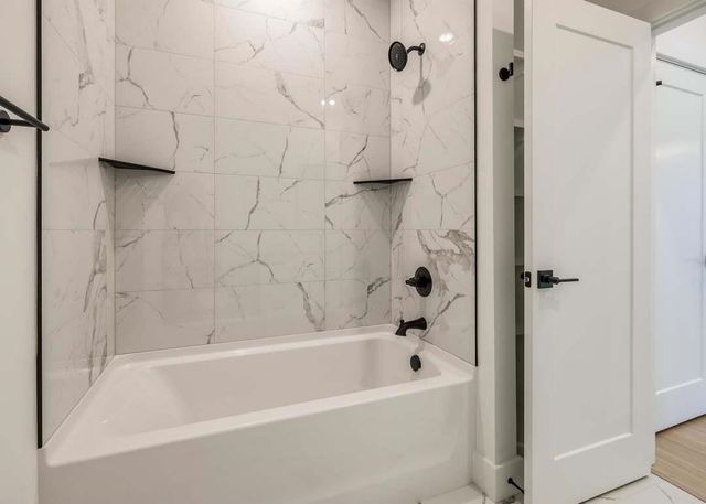 313 Tracy Court, Wellford, SC 29385