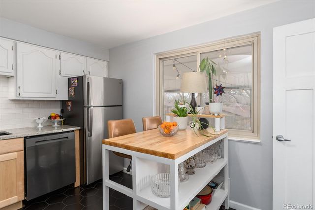 7084 Newland Street, Arvada, CO 80003