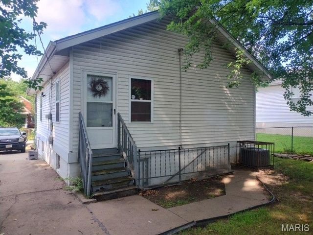 7127 Woodrow Avenue, St Louis, MO 63121
