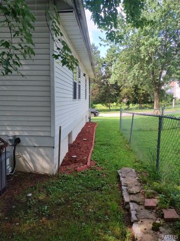 7127 Woodrow Avenue, St Louis, MO 63121