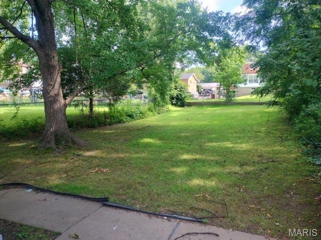 7127 Woodrow Avenue, St Louis, MO 63121