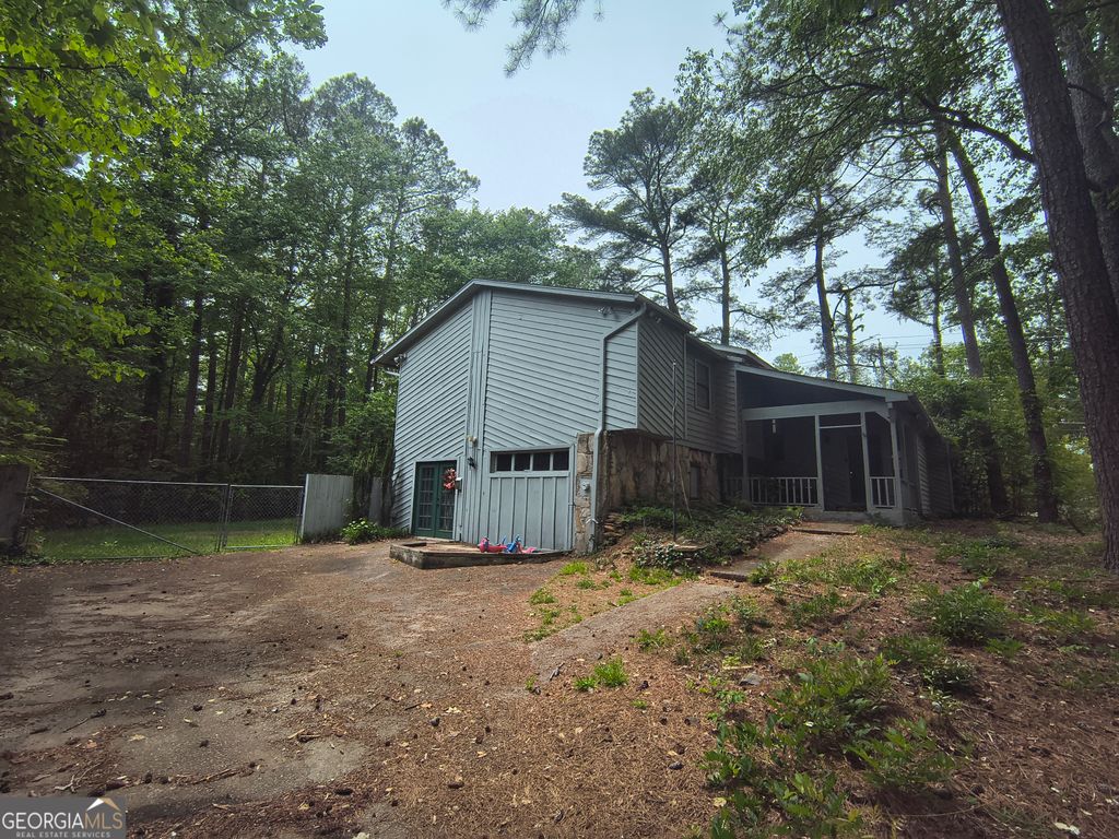 6717 Live Oak Lane, Douglasville, GA 30135