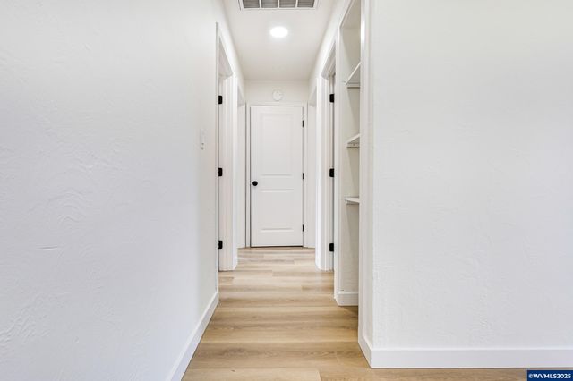 963 Vinyard Av NE, Salem, OR 97301