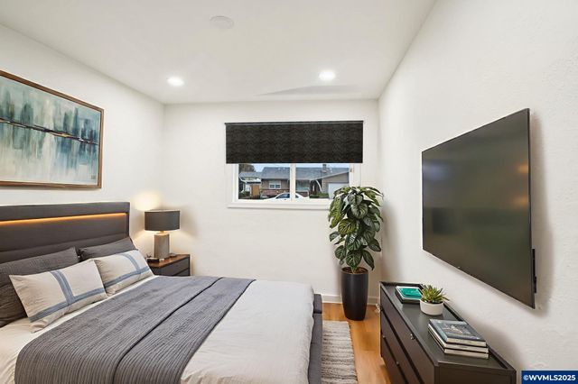 963 Vinyard Av NE, Salem, OR 97301