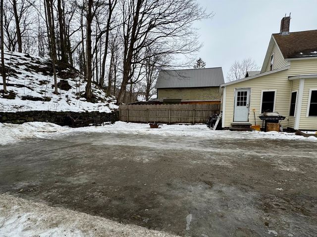 168 Main St, Charlemont, MA 01339