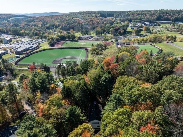 5 Carson Road, Oneonta, NY 13820