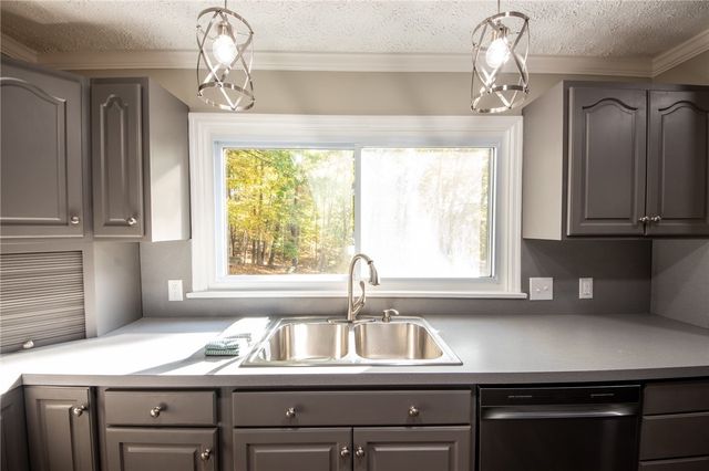 5 Carson Road, Oneonta, NY 13820