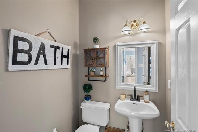 1214 Four Wood Drive, Fayetteville, NC 28312