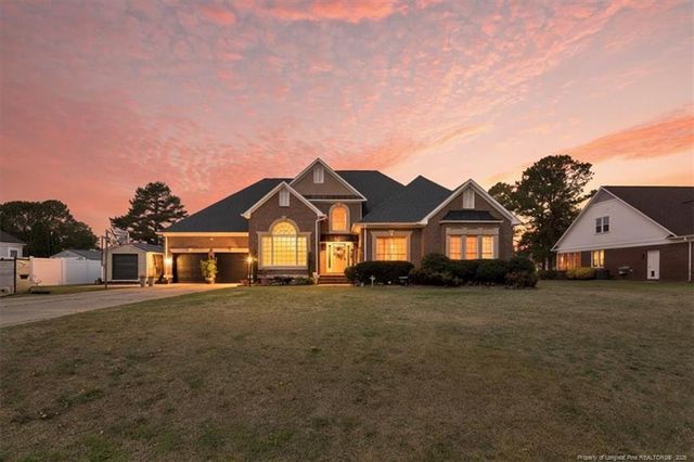 1214 Four Wood Drive, Fayetteville, NC 28312