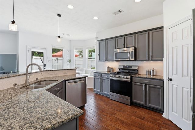 2861 Milano Lane, League City, TX 77573