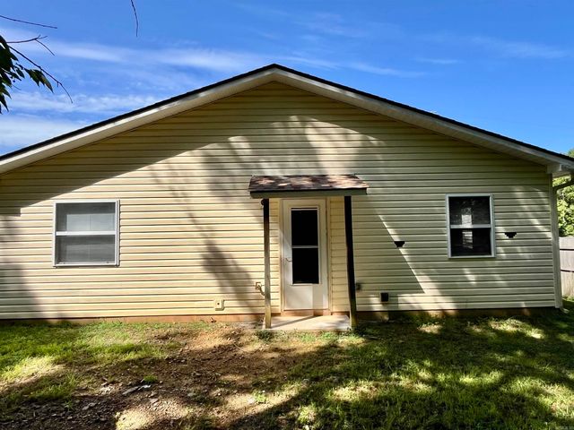 125 Lily Ruth Ct, Hot Springs, AR 71901